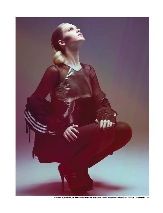 Ph: Victoria Leites / As: Julian Giacobbe / Stylist: Dra. Whatavision / Make up: Joy Blanco para Jazmín Calcarami Estudio/ Hair: Alejandro Reyes / Model: Janet Bianconi para REBEL MANAGEMENT