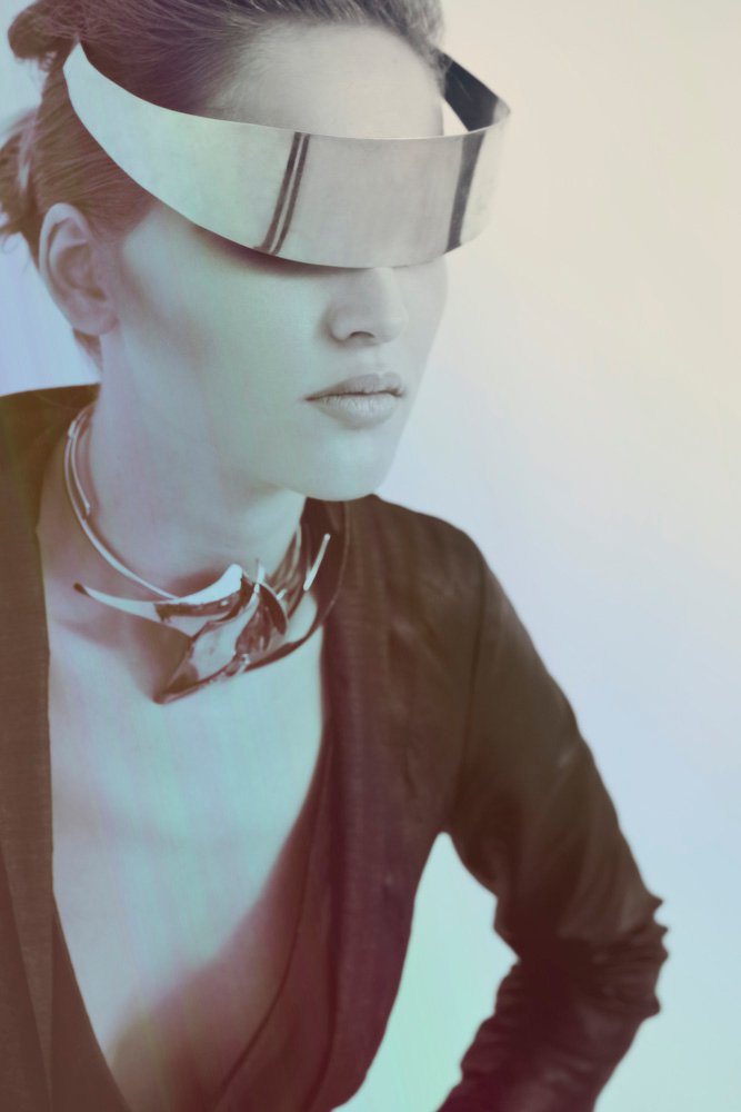 Ph: Victoria Leites / As: Julian Giacobbe / Stylist: Dra. Whatavision / Make up: Joy Blanco para Jazmín Calcarami Estudio/ Hair: Alejandro Reyes / Model: Janet Bianconi para REBEL MANAGEMENT