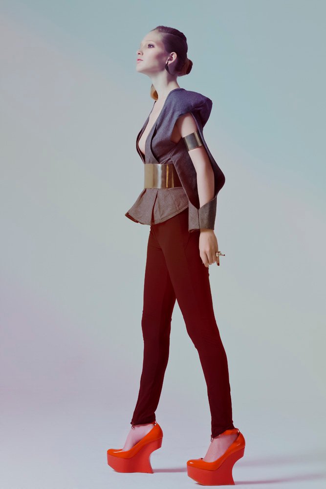 Ph: Victoria Leites / As: Julian Giacobbe / Stylist: Dra. Whatavision / Make up: Joy Blanco para Jazmín Calcarami Estudio/ Hair: Alejandro Reyes / Model: Janet Bianconi para REBEL MANAGEMENT