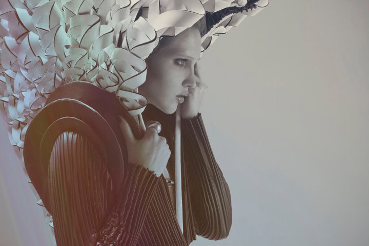 Ph: Victoria Leites / As: Julian Giacobbe / Stylist: Dra. Whatavision / Make up: Joy Blanco para Jazmín Calcarami Estudio/ Hair: Alejandro Reyes / Model: Janet Bianconi para REBEL MANAGEMENT